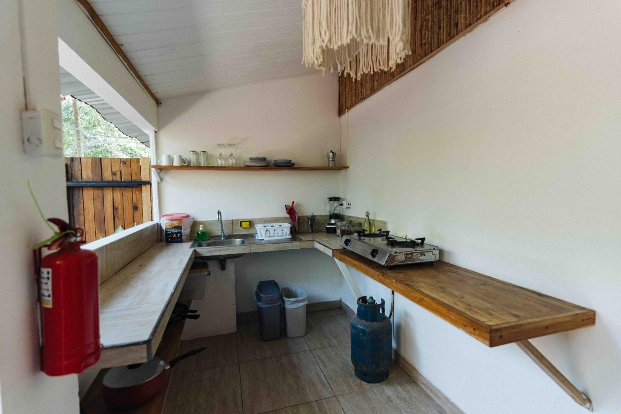Zeneidas Surf Garden Playa Santa Teresa  外观 照片