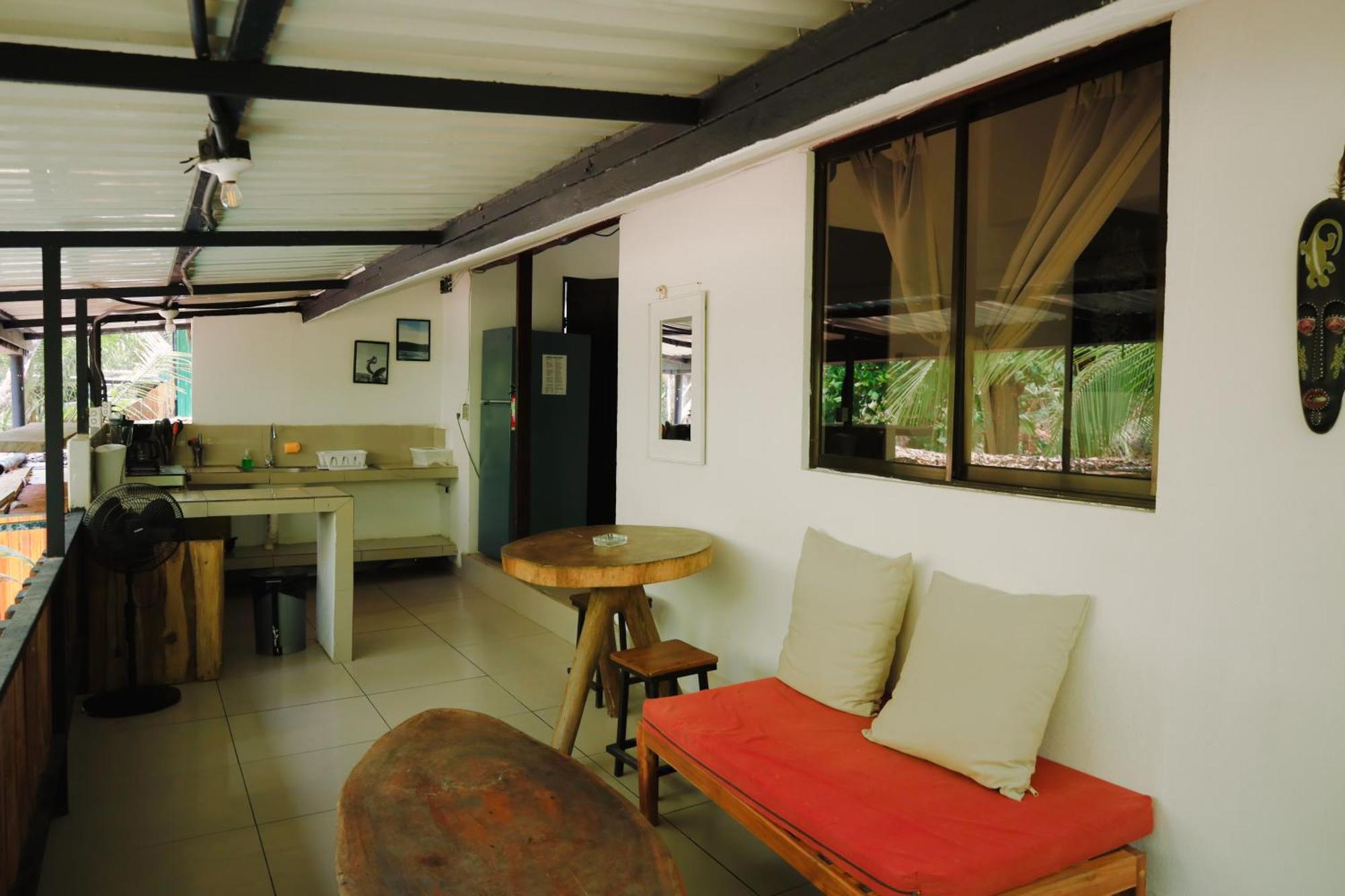 Zeneidas Surf Garden Playa Santa Teresa  外观 照片
